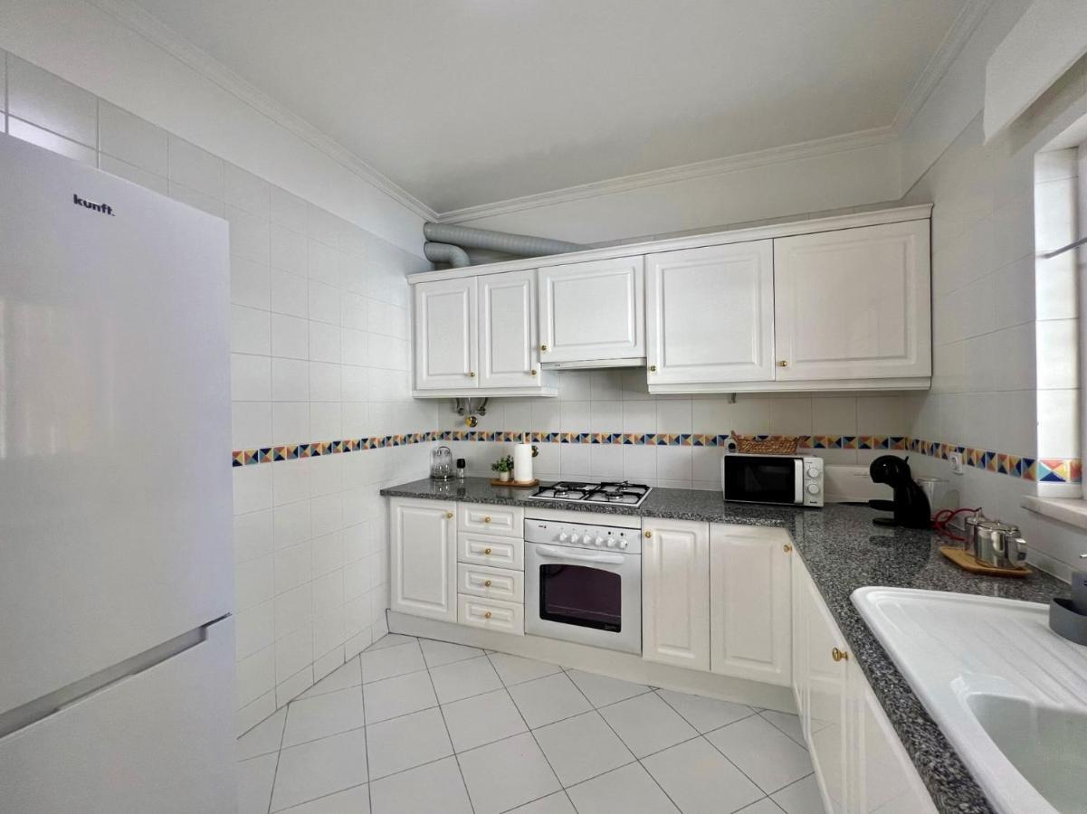 Vilamoura Central 2 With Pool By Homing Exterior photo
