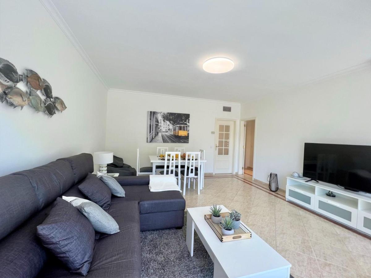 Vilamoura Central 2 With Pool By Homing Exterior photo